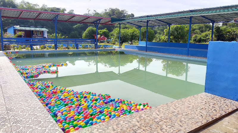 Kolam Renang Wisata Pager Toya